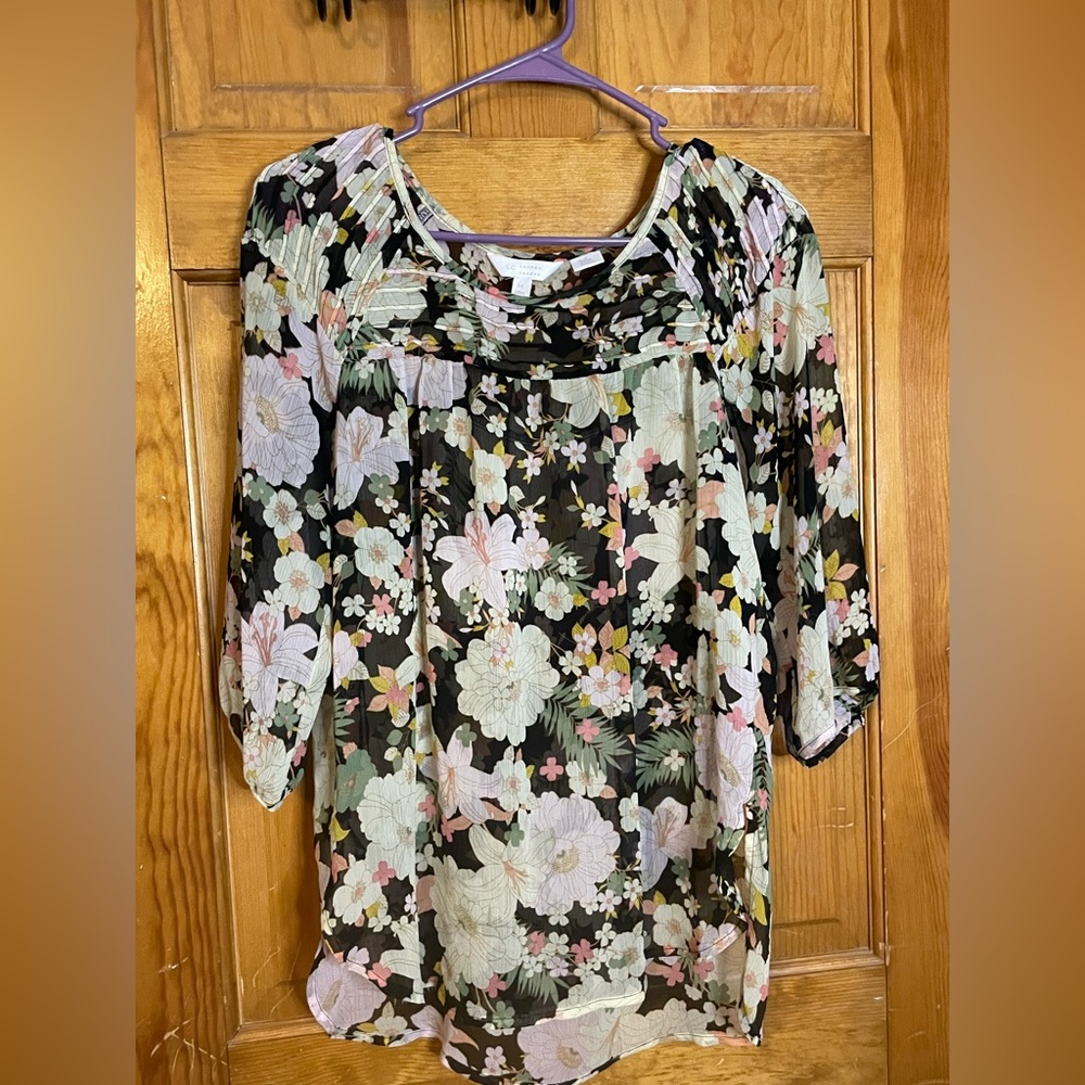 Pretty multi colored sheet shirt